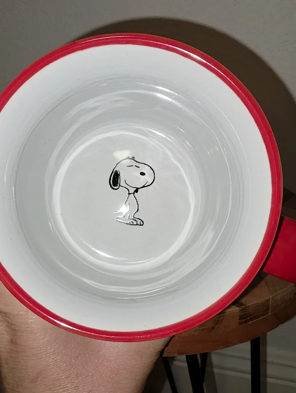 Peanuts Snoopy And Friends Characters 21 Oz Stoneware mug, White With Red